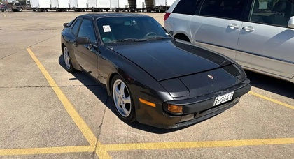 Porsche 944 is High-Mileage Marvel in Surprisingly Good Cosmetic Condition Spotted at Auto Auction