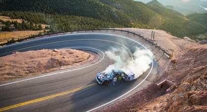 Первая Climbkhana Кена Блока — штурм горы Пайкс Пик