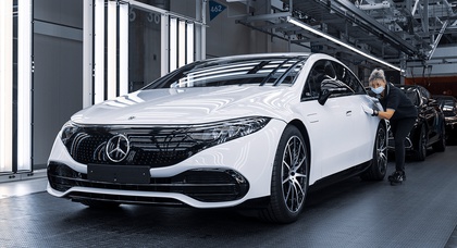 Mercedes-Benz unterzeichnet Vereinbarung über die Verwendung von "grünem Stahl" in der Serienproduktion von Autos