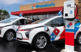 Domino's Pizza erweitert Lieferflotte auf über 1.100 EVs