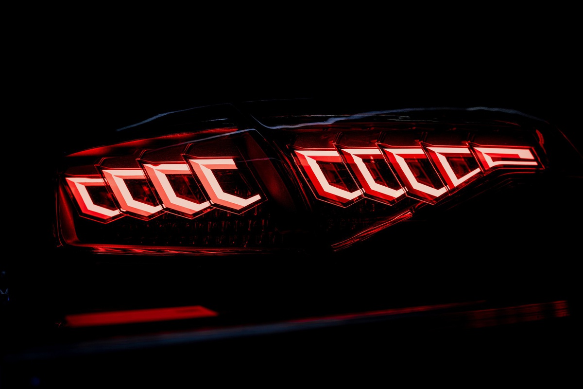 Фонарь Audi Q9 с анимацией сегментов
