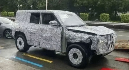 Future "Mercedes-Benz G-Class competitor" for 120 thousand dollars from BYD spotted on tests