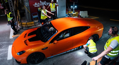 Электрический Mercedes Concept AMG GT XX преодолел 40 тысяч километров за восемь дней