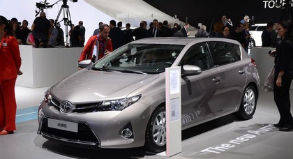 Paris'2012: новая Toyota Auris — хетчбэк и универсал своими глазами