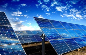 Solar power will surpass oil production investment in 2023, says International Energy Agency
