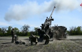 La France a envoyé six canons automoteurs César supplémentaires en Ukraine
