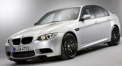 Компания BMW представила облегченную модификацию седана M3