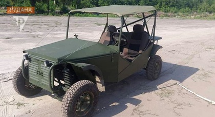 Ukrainische Ingenieure entwickelten und begannen mit der Herstellung von Militärwagen