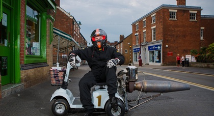 Британский инженер создал реактивный скутер для инвалидов
