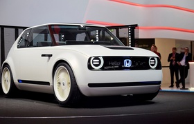 Honda-Manager sagt, dass Lithium-Ionen-Elektrofahrzeuge immer teurer sein werden als Benzinautos