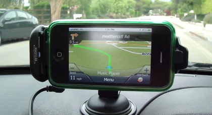 Почему смартфоны до сих пор не вытеснили GPS-навигаторы
