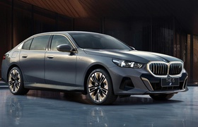BMW stellt achte Generation der 5er Limousine und neuen BMW i5 exklusiv für China vor