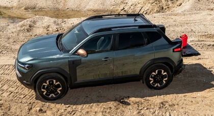 Dacia Duster has been turned into a pickup with a miniature cargo platform
