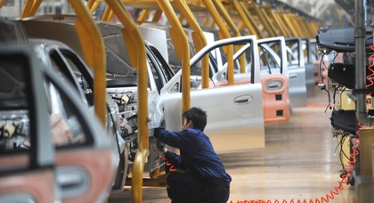 Власти Китая заставили производителей делать экономичные автомобили