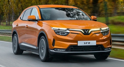 Vietnamese car manufacturer VinFast gets approval to start building a plant in the U.S.