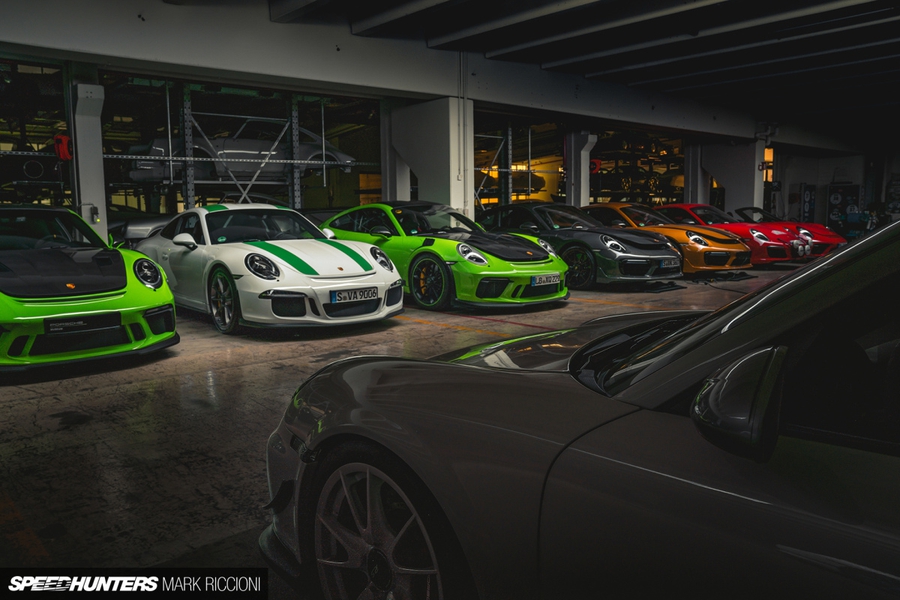 Картинки по запросу "секретный музей Porsche""