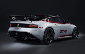 Nissan enthüllt den Z GT4-Rennwagen, der auf dem brandneuen Nissan Z basiert