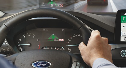 Новый проекционный дисплей Ford не боится солнцезащитных очков с поляризационным эффектом