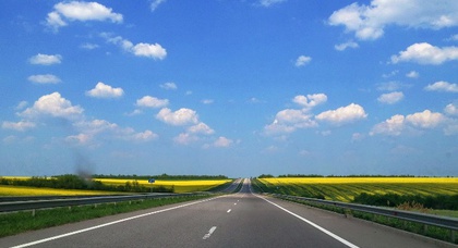 Украина потратила на ремонт дорог в 10 раз меньше Польши