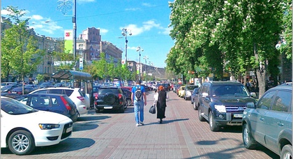 В центре Киева хотят запретить парковку