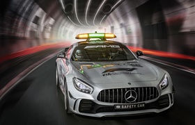 Спорткар Mercedes-AMG GT R выбрали новым автомобилем безопасности Формулы-1