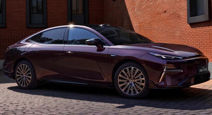 Geely Galaxy Starshine 8: лідар на даху та 1 725 км автономності