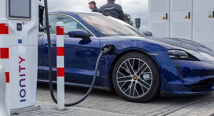 Porsche scales back 80% EV goal by 2030