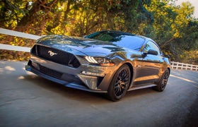 В 2021 году у Ford Mustang были худшие продажи за всю историю модели