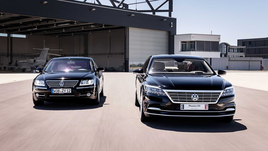 First generation Volkswagen Phaeton (left) and canceled Phaeton 2