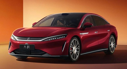 BYD розпочала продажі флагманського седана Great Han: 1008 км за стандартом CLTC та зарядка за 5 хвилин