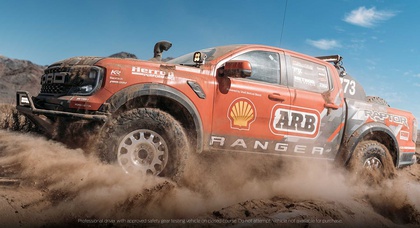 Ford Ranger Raptor prêt pour la course avec tuba dévoilé pour Baja 1000