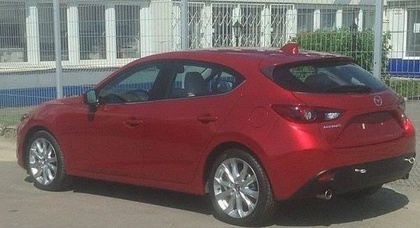Россияне сфотографировали новую Mazda3