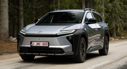 Toyota привезла в Украину сразу три электрокроссовера