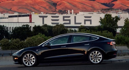 Tesla ищет дополнительные средства для наращивания производства Model 3