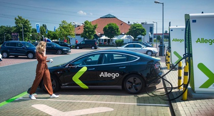 10 companies awarded to build 8,000 DC fast chargers in Germany