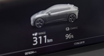 Среднестатистический электромобиль проезжает в год на 7 тысяч километров меньше, чем автомобиль с ДВС — исследование