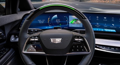 GM поки не відмовилась від Apple CarPlay та Android Auto в електромобілях