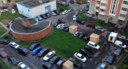 В новых строительных нормах запретили внутриквартальные парковки