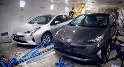 Новая Toyota Prius сбросила камуфляж