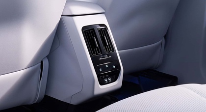 BMW iX3 нарешті отримав підігрів задніх сидінь, але є один нюанс