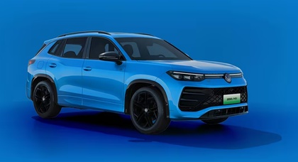Volkswagen has unveiled the Tayron L PHEV, offering an electric range of 100 km