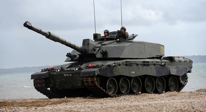 Großbritannien erwägt, die Ukraine mit mächtigen Challenger-2-Panzern zu bewaffnen, um russische Streitkräfte zu bekämpfen