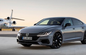 Volkswagen annonce un plan de réduction des modèles à faible volume, y compris l'Arteon, afin de se concentrer sur la génération de bénéfices et les investissements futurs