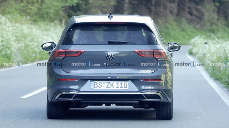 2024 Volkswagen Golf spied with updated interior