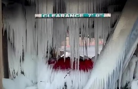 Frozen car wash surprise for Texas shopper as winter freeze hits state
