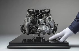 Модель двигателя Bugatti Chiron оценили в девять тысяч долларов