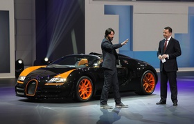 Шанхай-2013: Bugatti представила Киану Ривза
