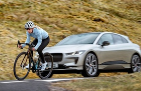 Jaguar I-Pace преодолел высоту Эвереста на одном заряде