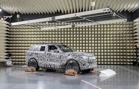 Jaguar Land Rover відкриває лабораторію із випробування автомобілів на наявність електричних і радіоперешкод
