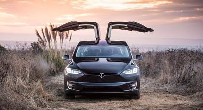 Кроссоверы Tesla Model X отзовут из-за дефекта кресел 